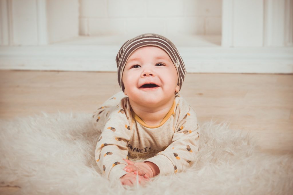 生後4ヶ月、一週間便秘したので赤ちゃん綿棒で綿棒浣腸をしました Kagurazaka Mommy